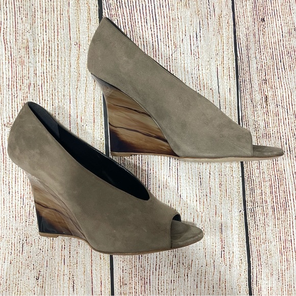 Burberry Brown Wedge Heels Sz 41 (US 11) - Picture 4 of 6